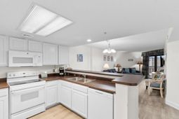 201 74th Ave. N photo 4