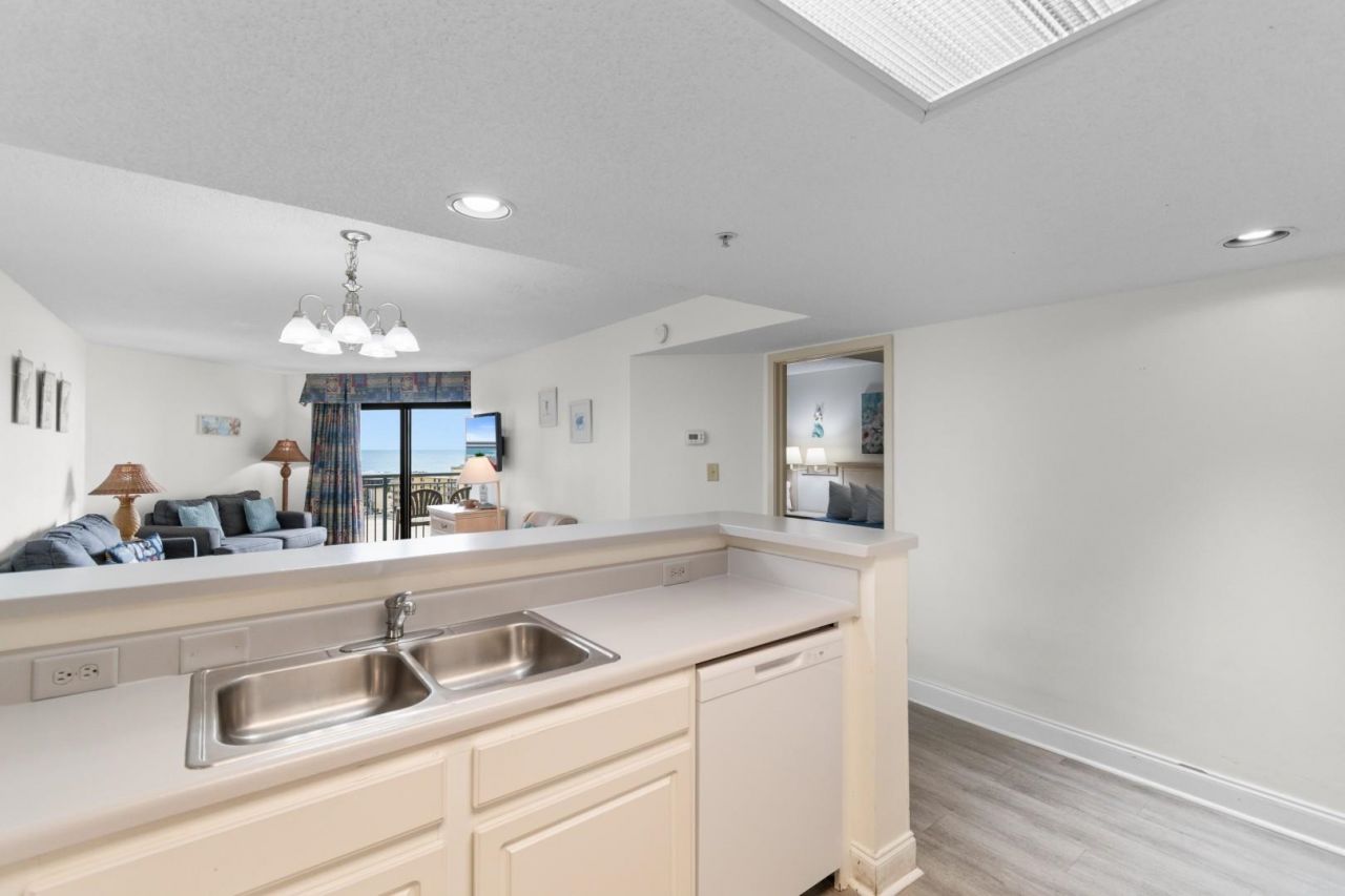 201 74th Ave. N Photo 7