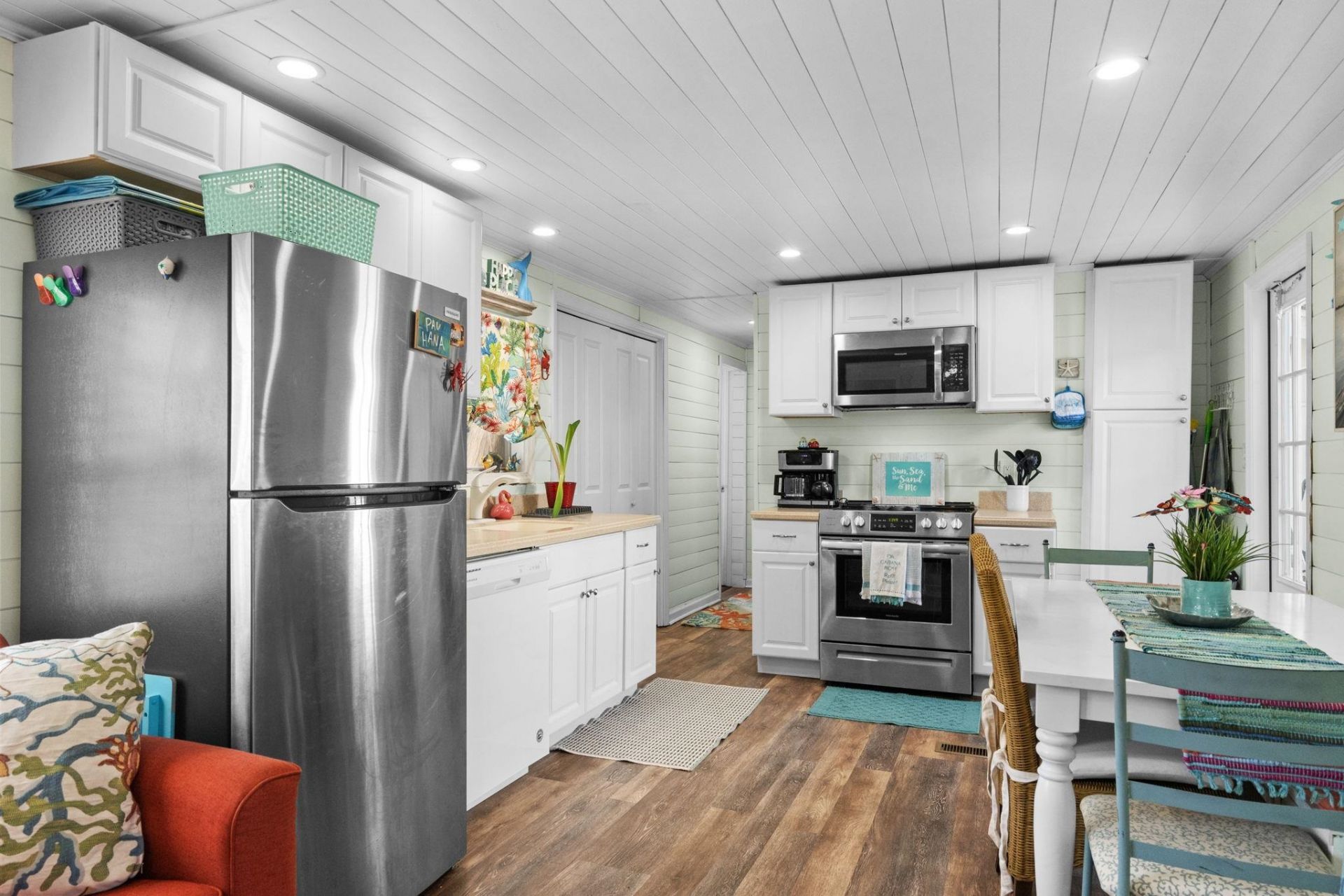 1921 Kingfisher Dr. Photo 12