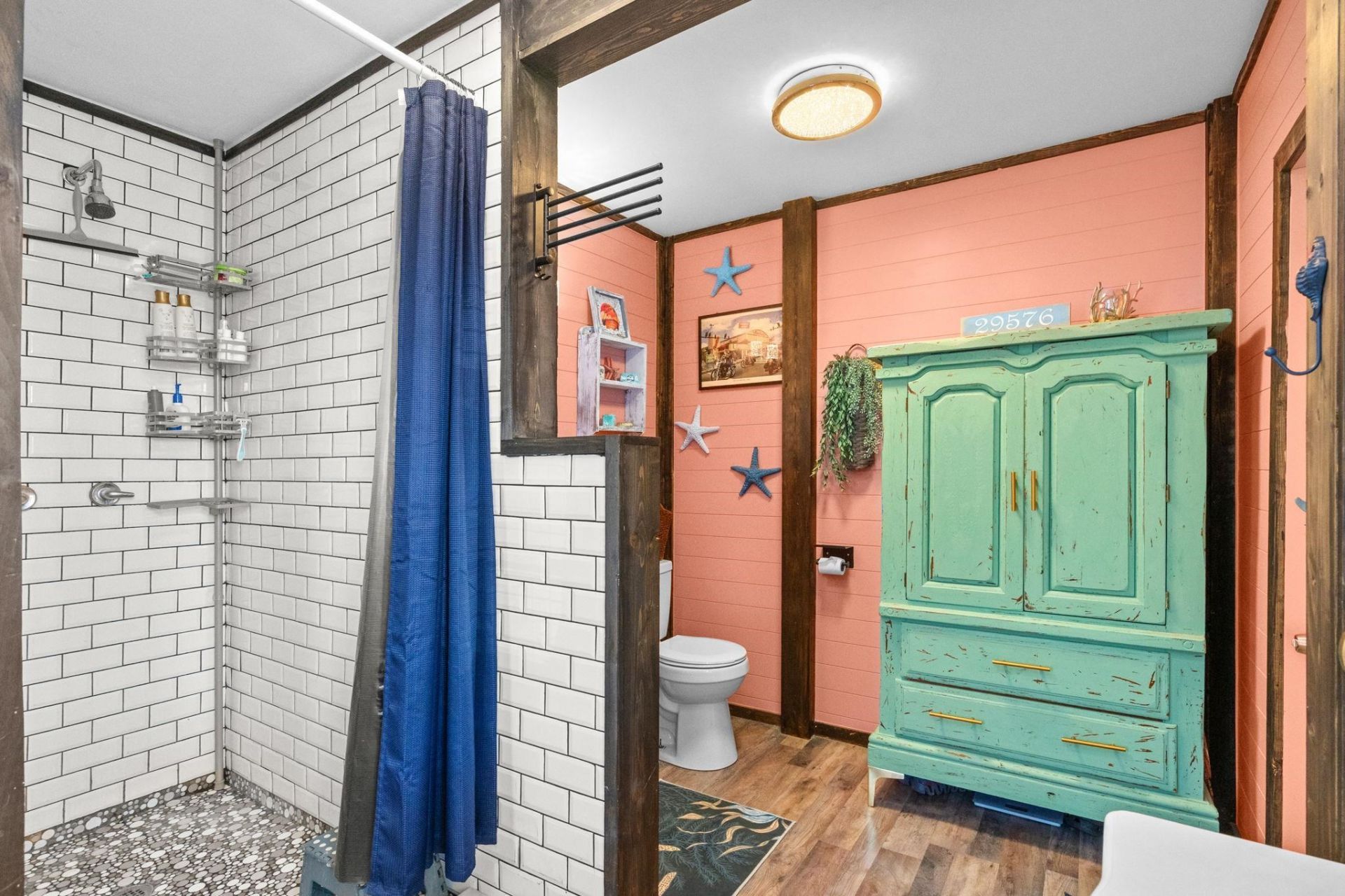 1921 Kingfisher Dr. Photo 17