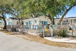 1921 Kingfisher Dr. photo 4