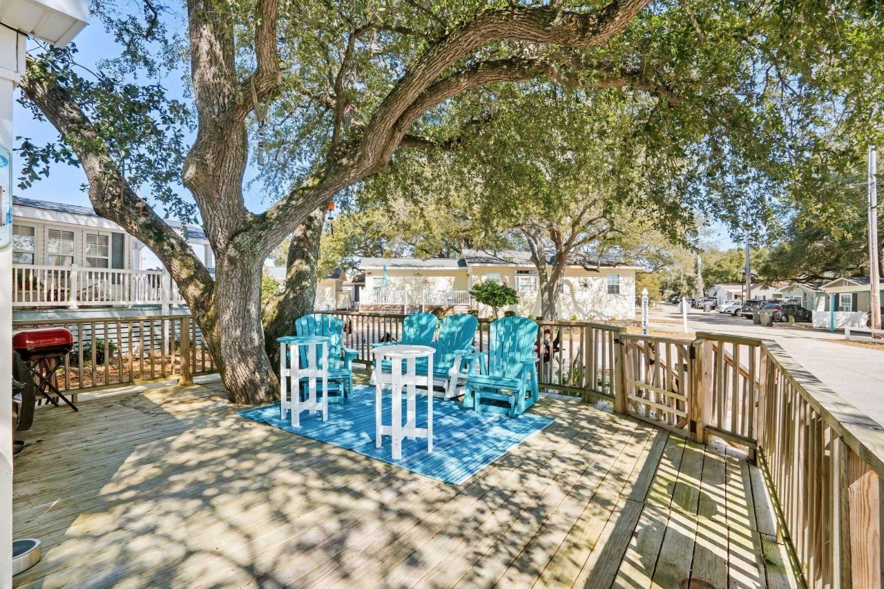 1921 Kingfisher Dr. Photo 29