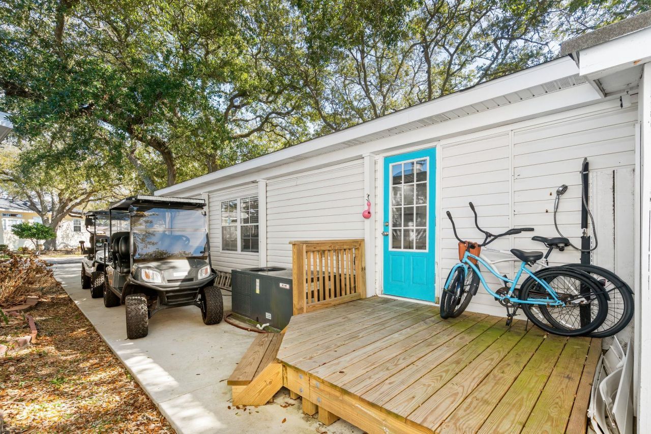 1921 Kingfisher Dr. Photo 31