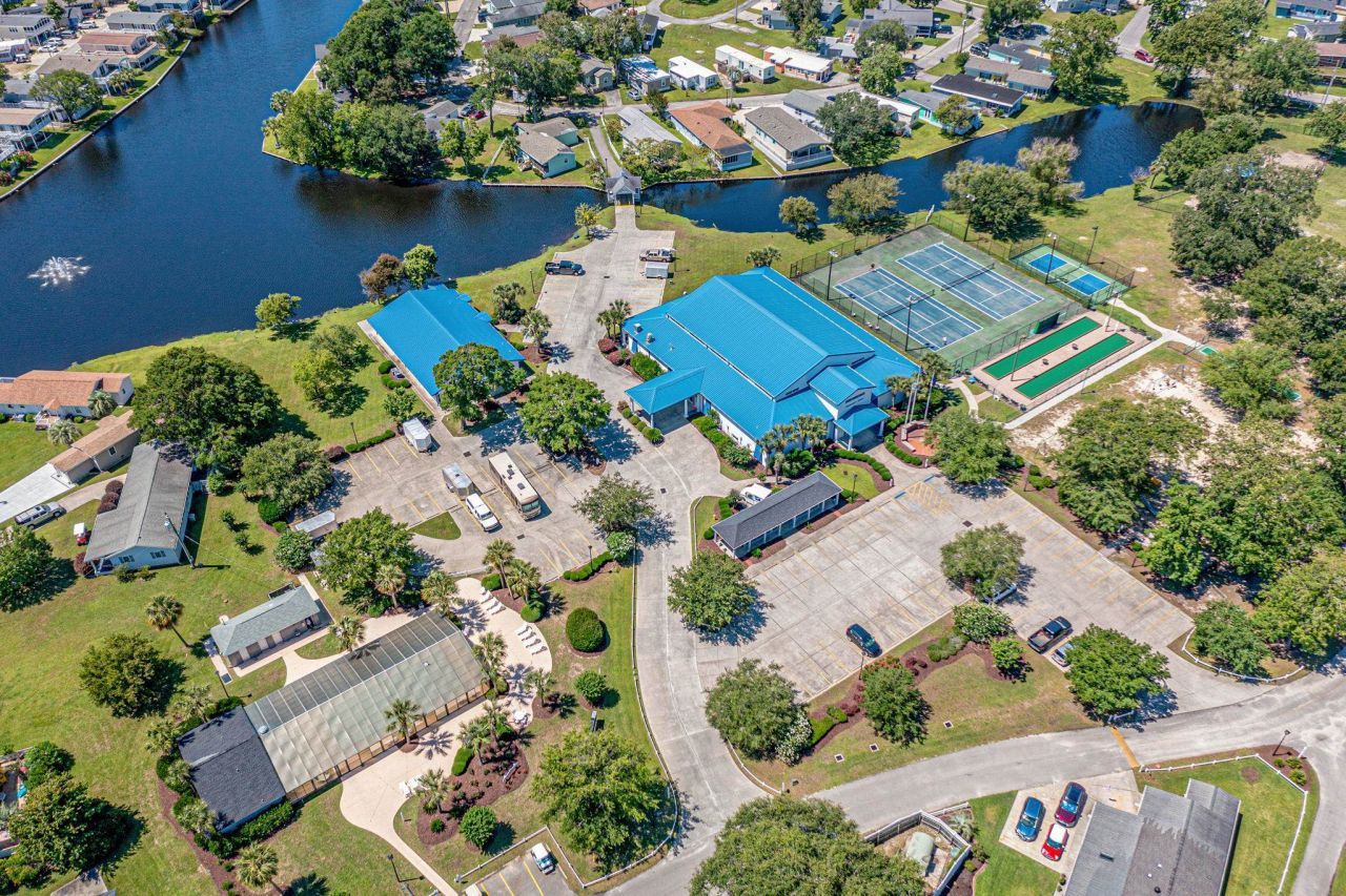 1921 Kingfisher Dr.  Photo 39