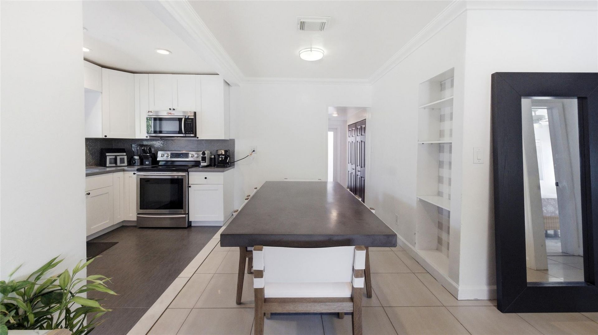 1234 NW 7th Avenue, Fort Lauderdale, FL 33311 Photo