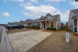 530 Dawsons Park Way  photo 4