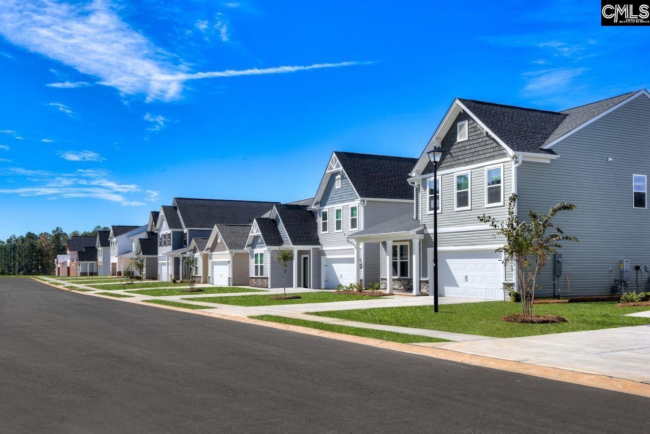 579 Swamp Grass Drive  Photo 5