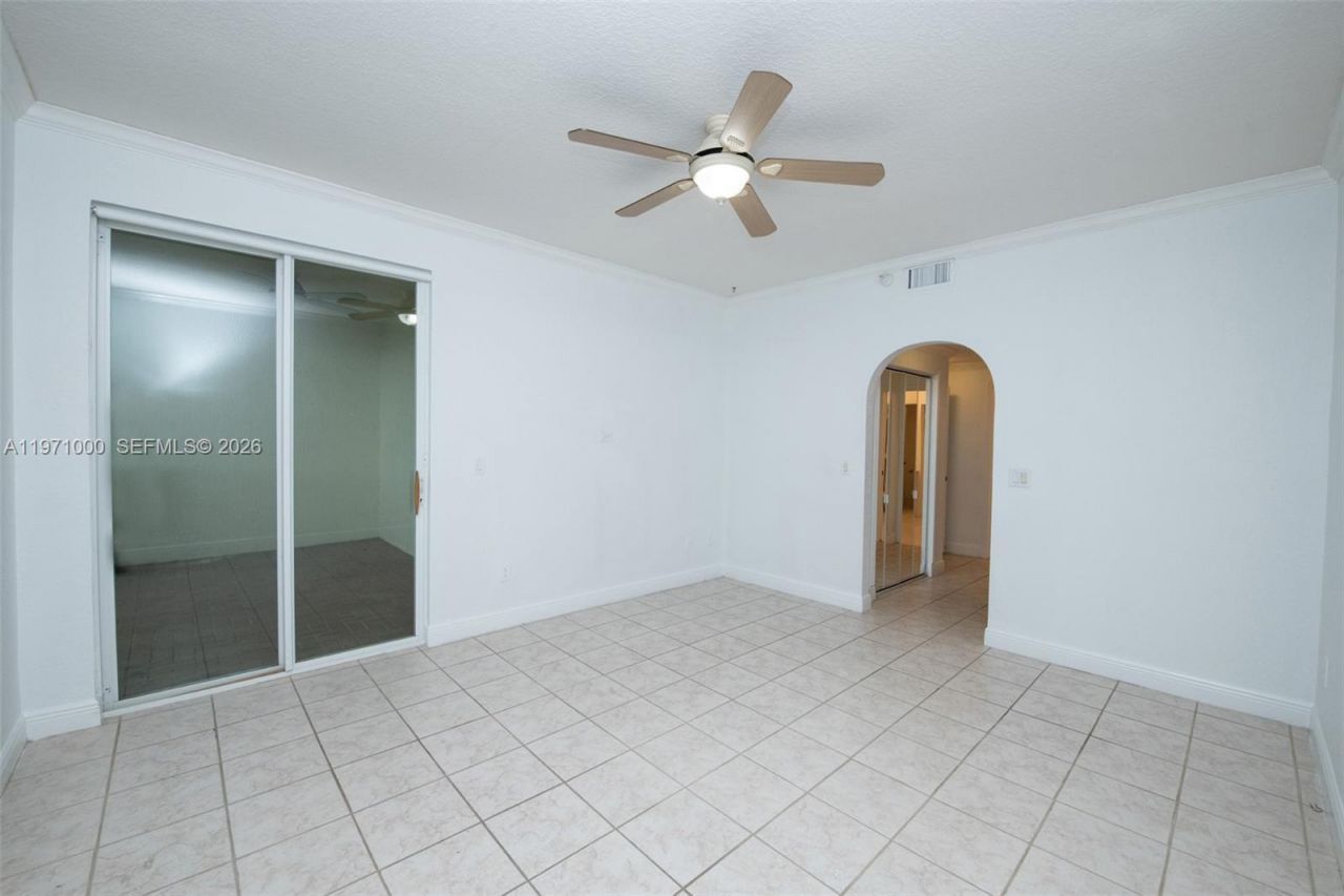 10770 NW 66th St, Unit 309, Doral, FL 33178 Photo