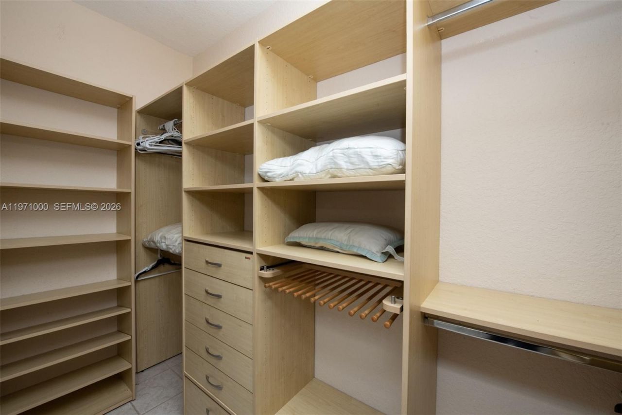 10770 NW 66th St, Unit 309, Doral, FL 33178 Photo