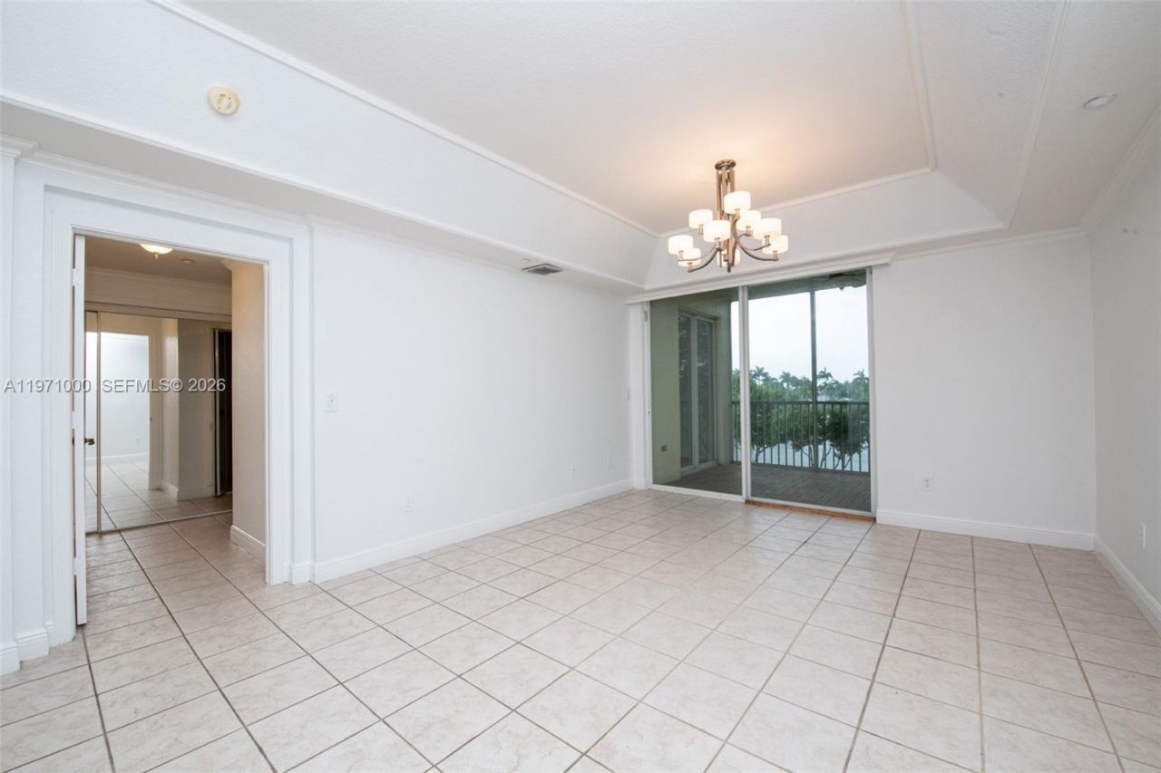 10770 NW 66th St, Unit 309, Doral, FL 33178 Photo