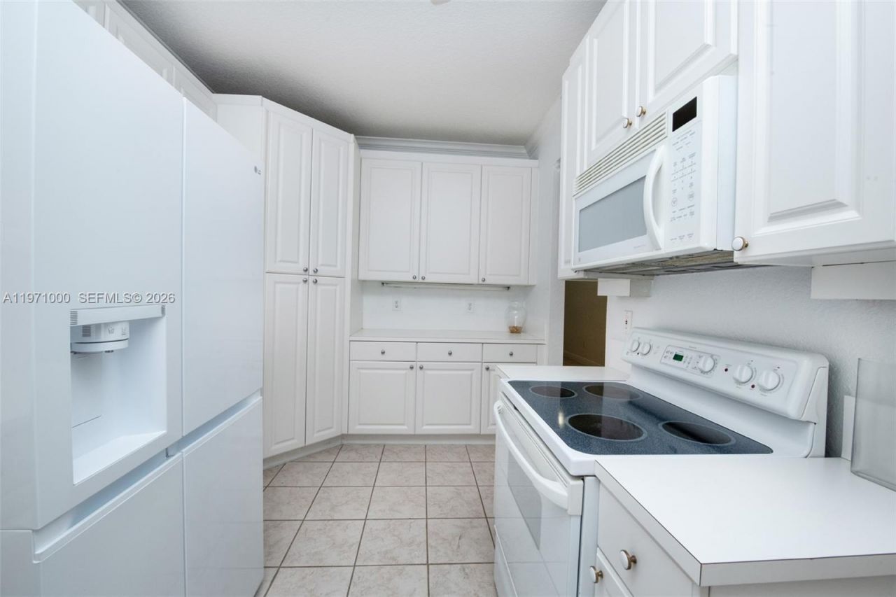 10770 NW 66th St, Unit 309, Doral, FL 33178 Photo