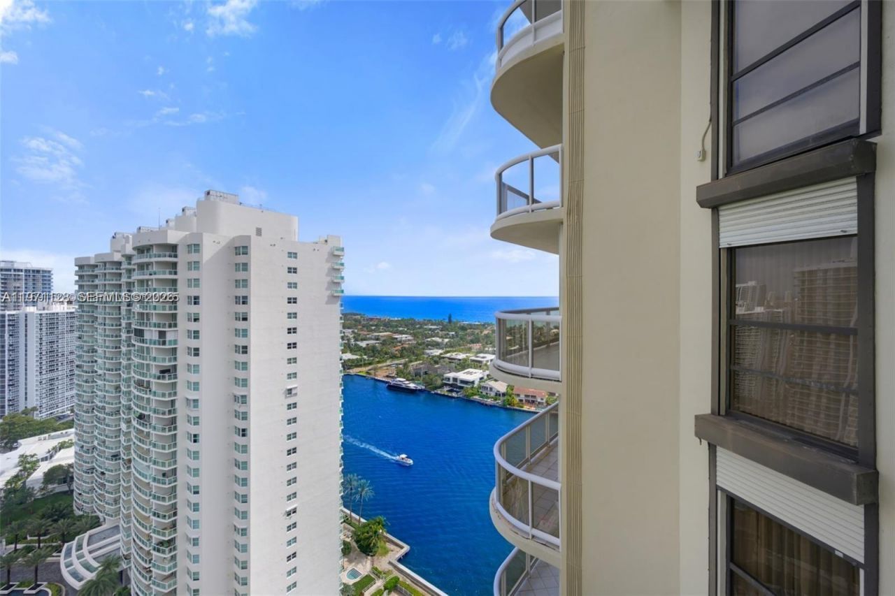 20191 E Country Club Dr, Unit 2603, Aventura, FL 33180 Photo