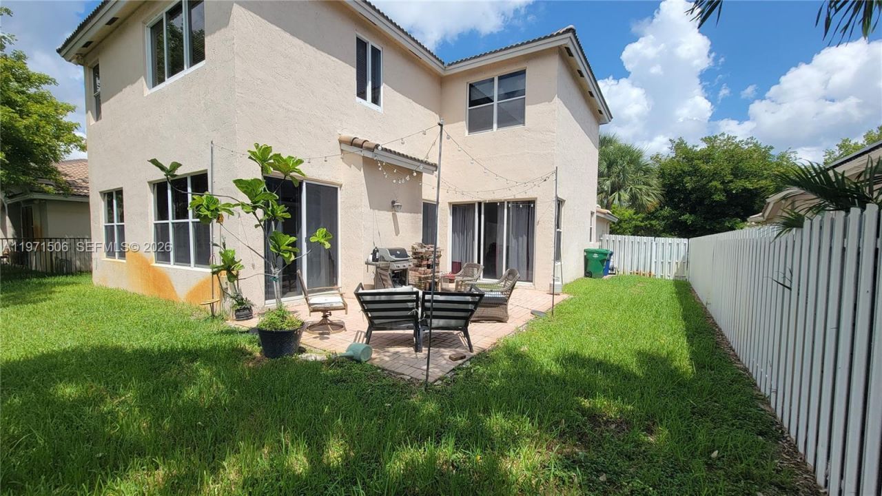 2789 SW 130th Ter, Miramar, FL 33027 Photo