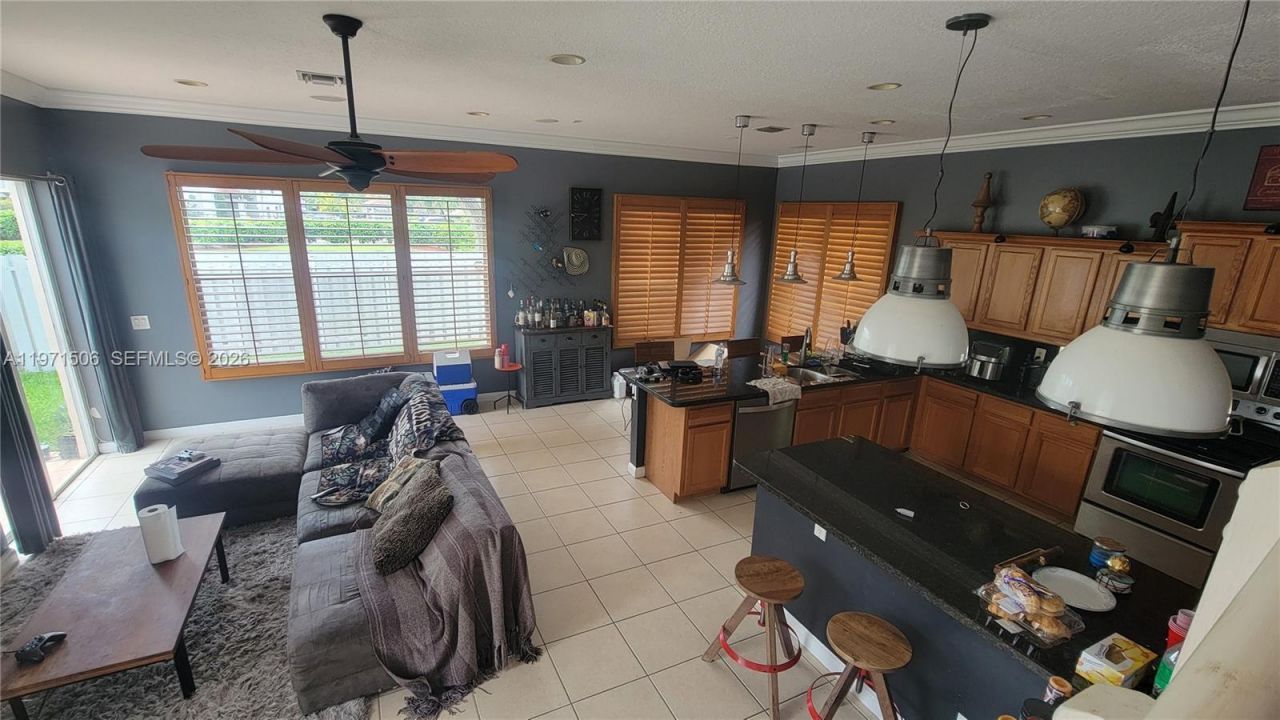 2789 SW 130th Ter, Miramar, FL 33027 Photo