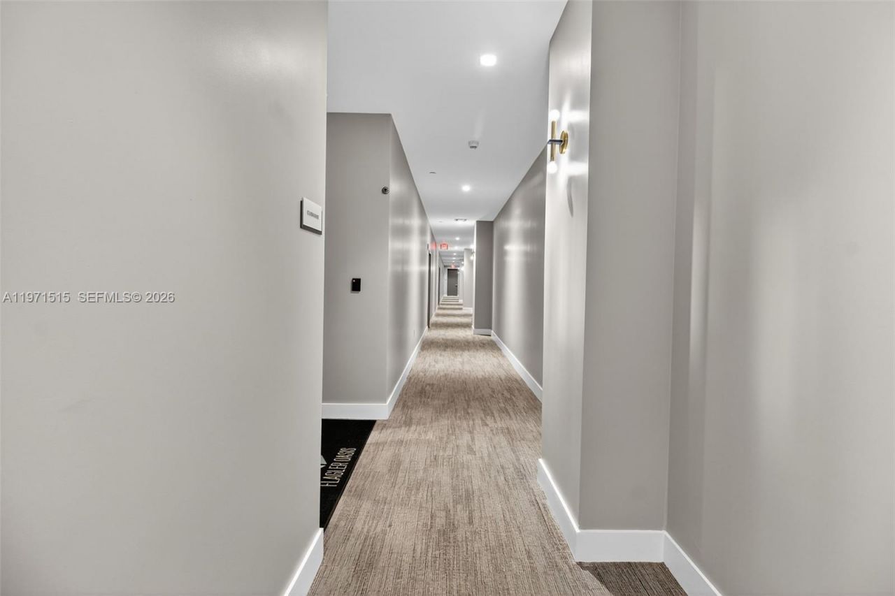 1110 NW 1 St , Unit 703, Miami, FL 33128 Photo