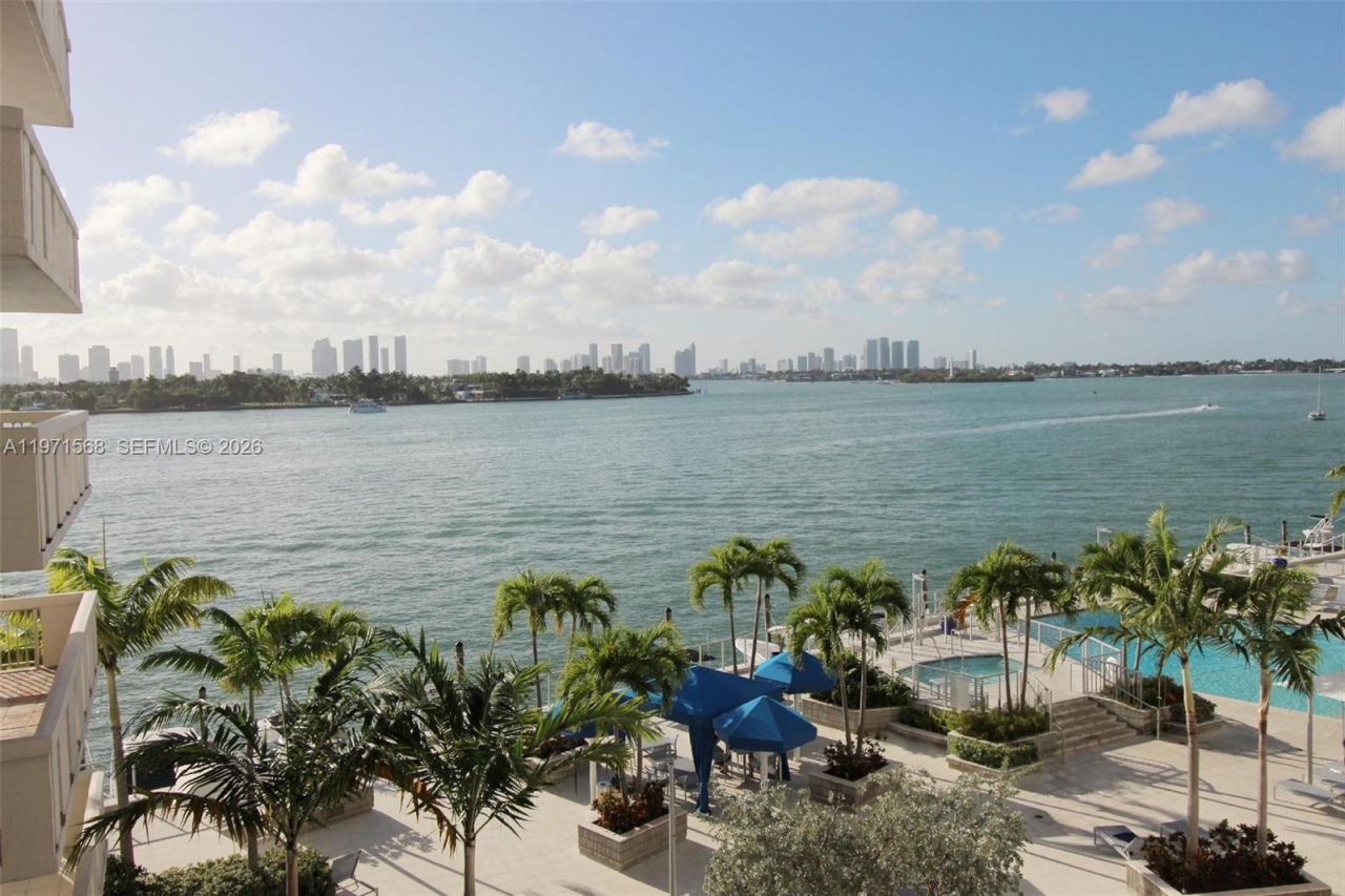 800 West Ave, Unit 515, Miami Beach, FL 33139 Photo