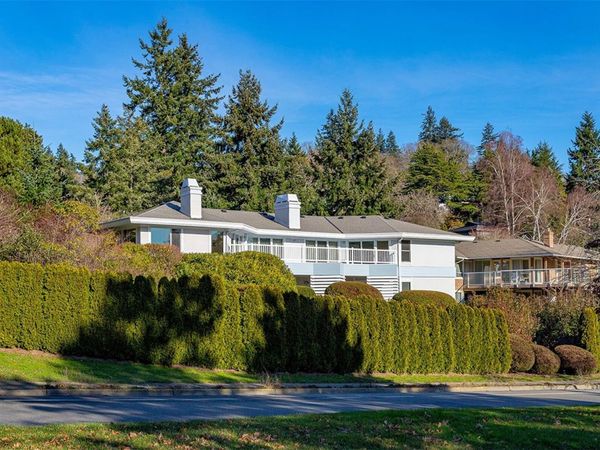 4569 Boulderwood Dr , Saanich, BC V8Y 3A5