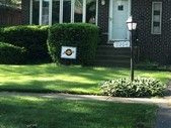 2004 Milton Avenue, Park Ridge, IL 60068