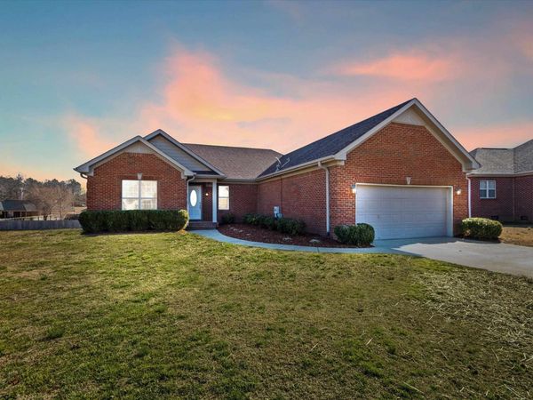 27889 Trotters Ln, Athens, AL