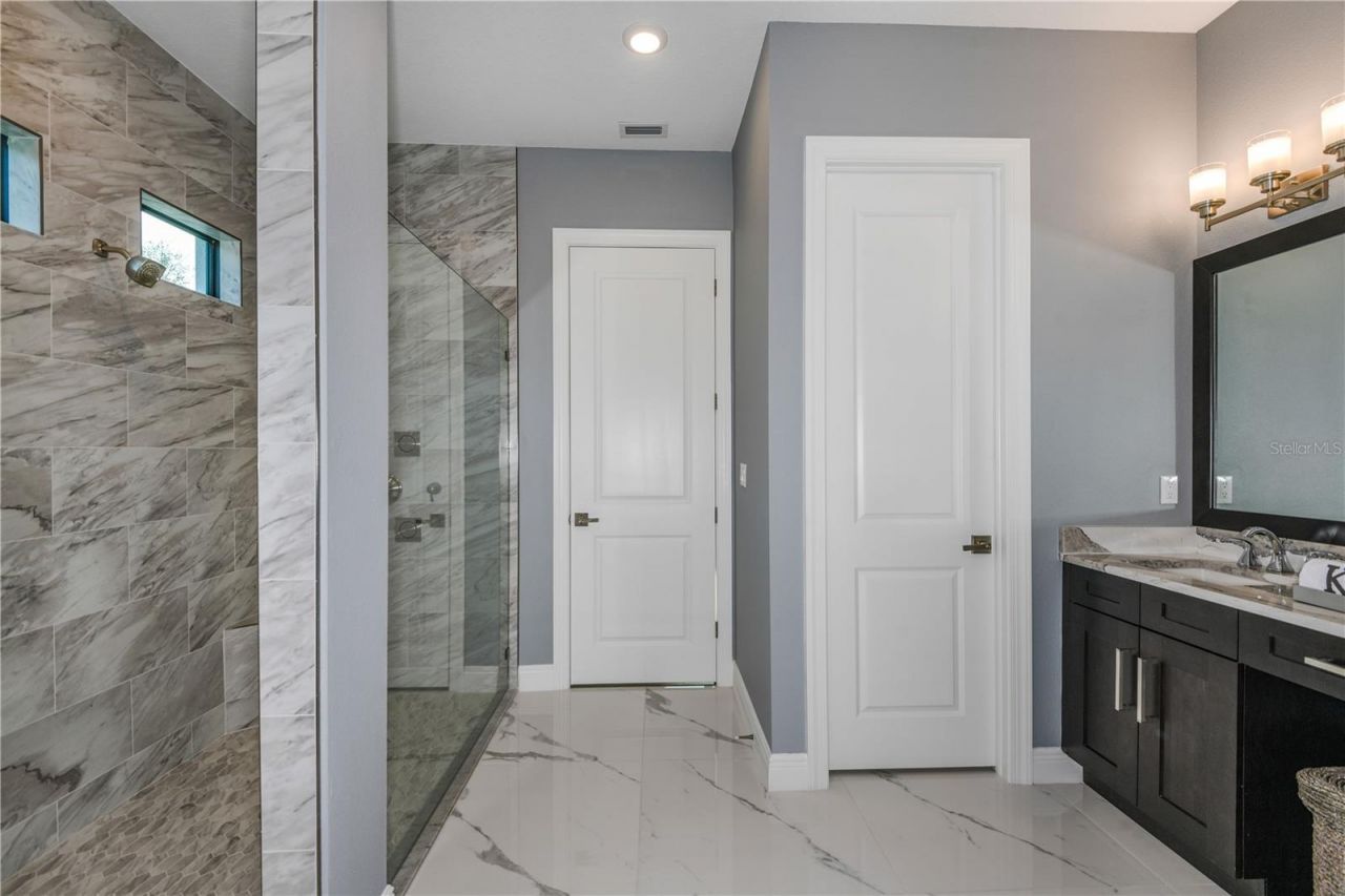 5052 Simons Court, Lakewood Ranch, FL 34211 Photo