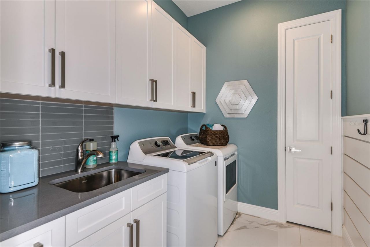 5052 Simons Court, Lakewood Ranch, FL 34211 Photo