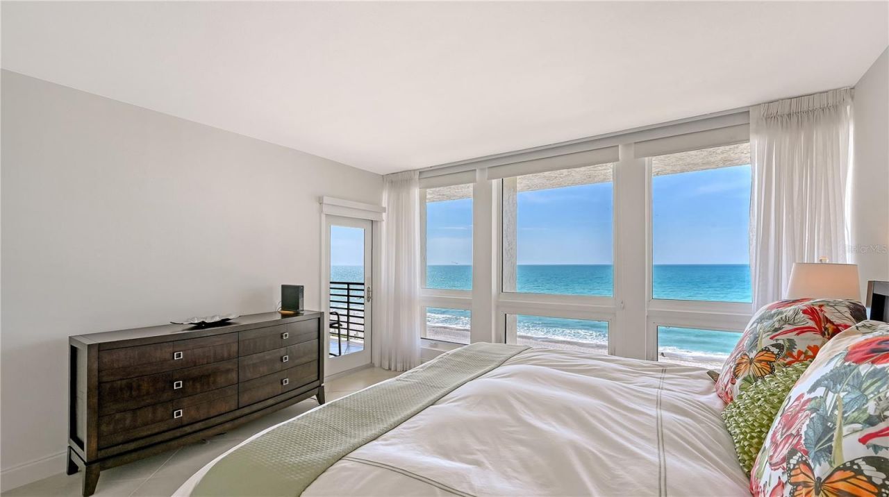 1145 Gulf Of Mexico Drive, Unit 503, Longboat Key, FL 34228 Photo