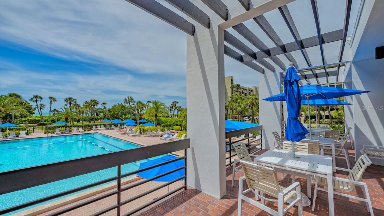 1145 Gulf Of Mexico Drive, Unit 503, Longboat Key, FL 34228 Photo