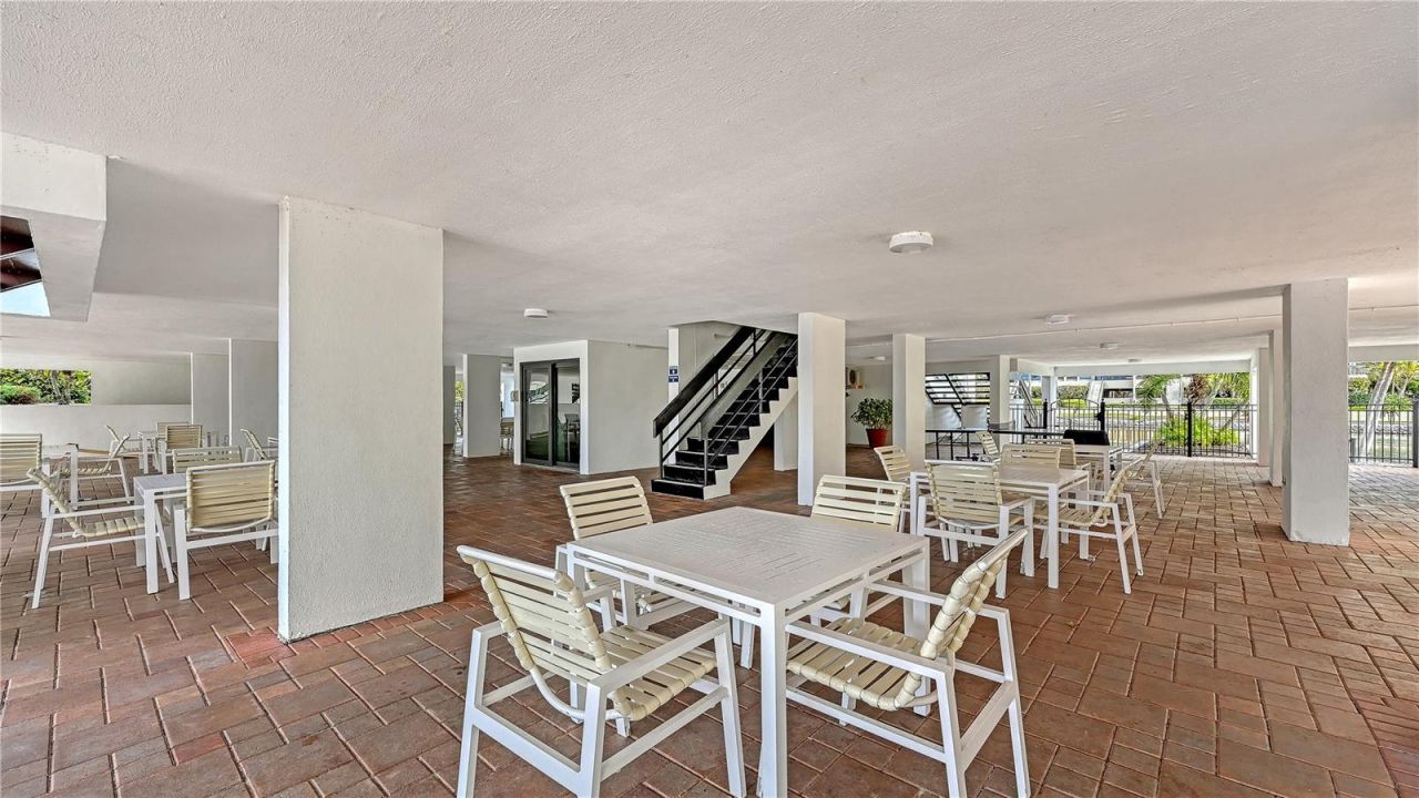 1145 Gulf Of Mexico Drive, Unit 503, Longboat Key, FL 34228 Photo