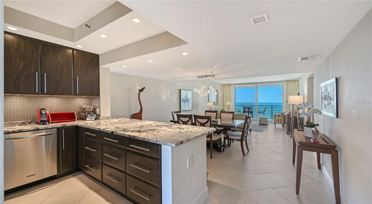 1145 Gulf Of Mexico Drive, Unit 503, Longboat Key, FL 34228 Photo