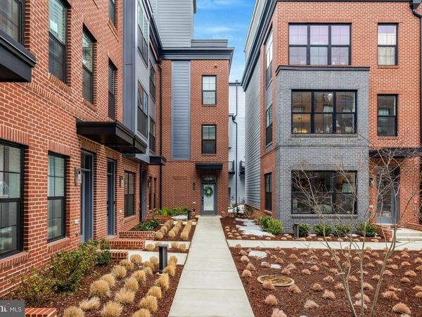 11236 FARADAY PARK DRIVE, RESTON, VA 20190