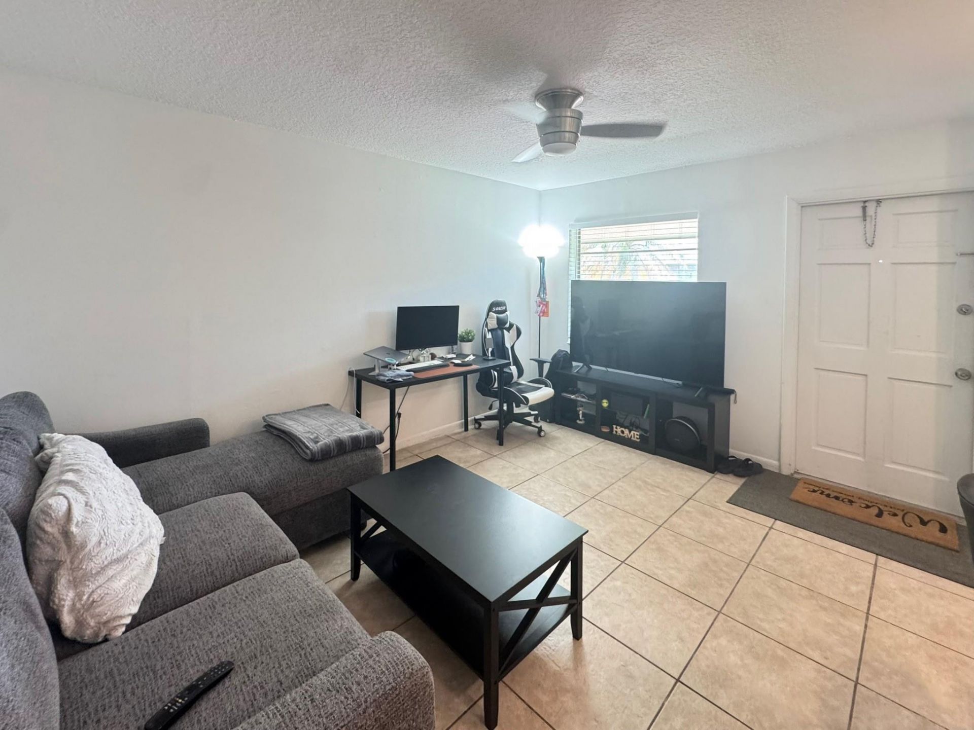 151 SW 15th Street, Unit B, Pompano Beach, FL 33060 Photo