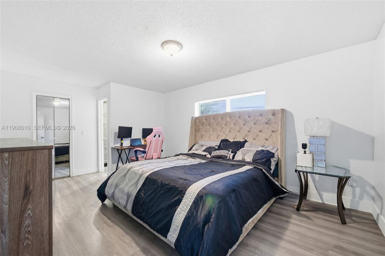 8555 NW 25th Pl, Coral Springs, FL 33065 Photo