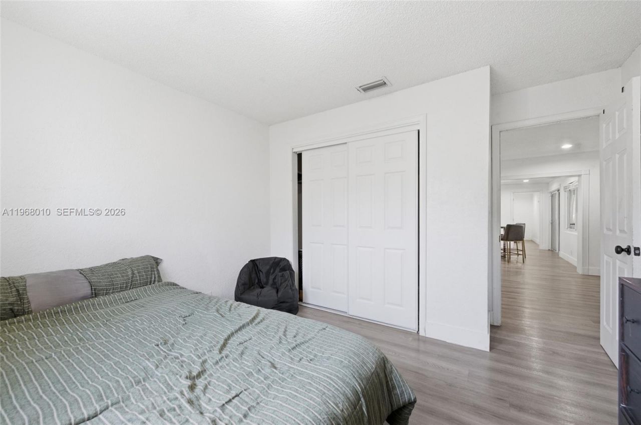 8555 NW 25th Pl, Coral Springs, FL 33065 Photo