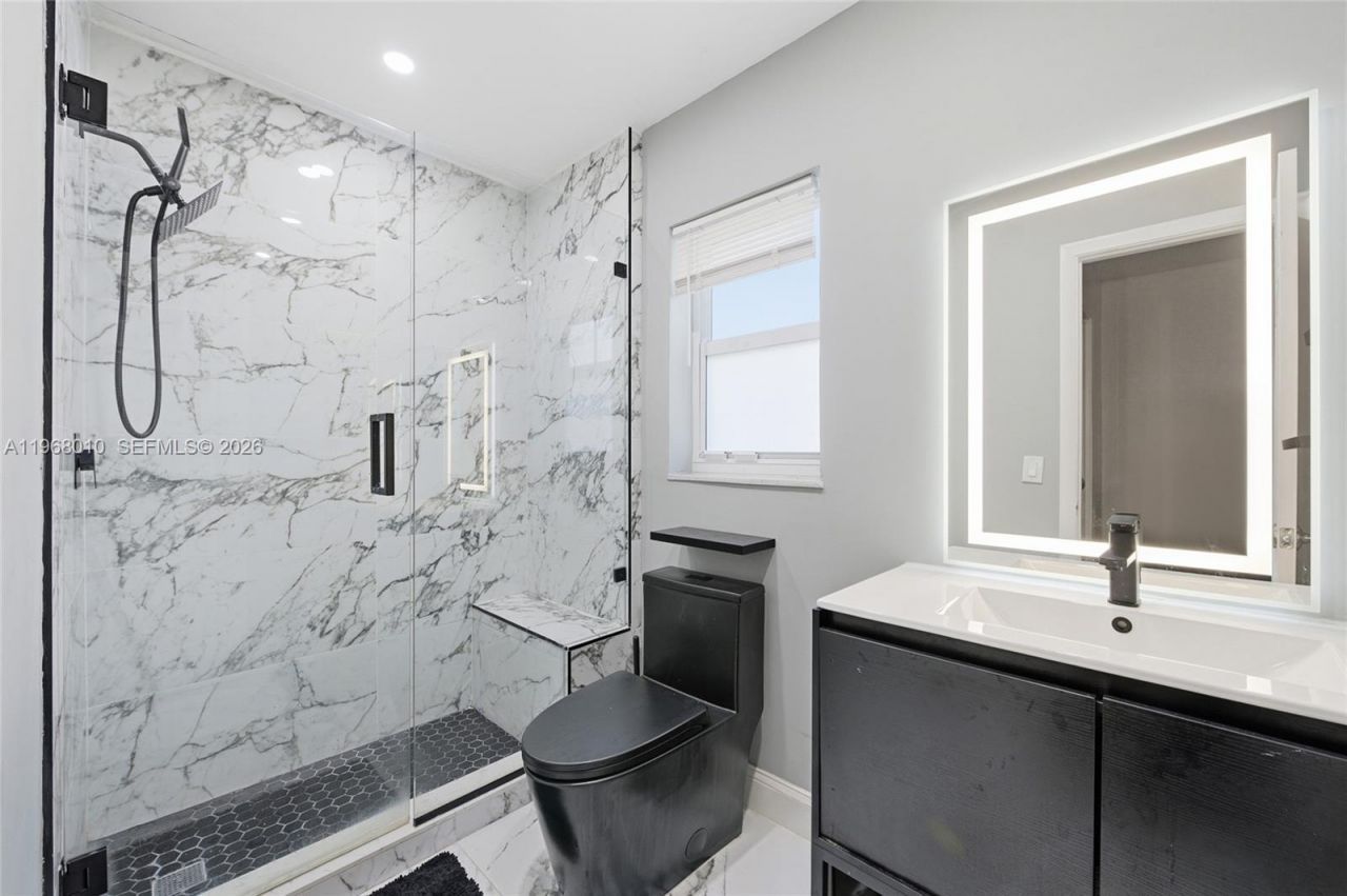 8555 NW 25th Pl, Coral Springs, FL 33065 Photo