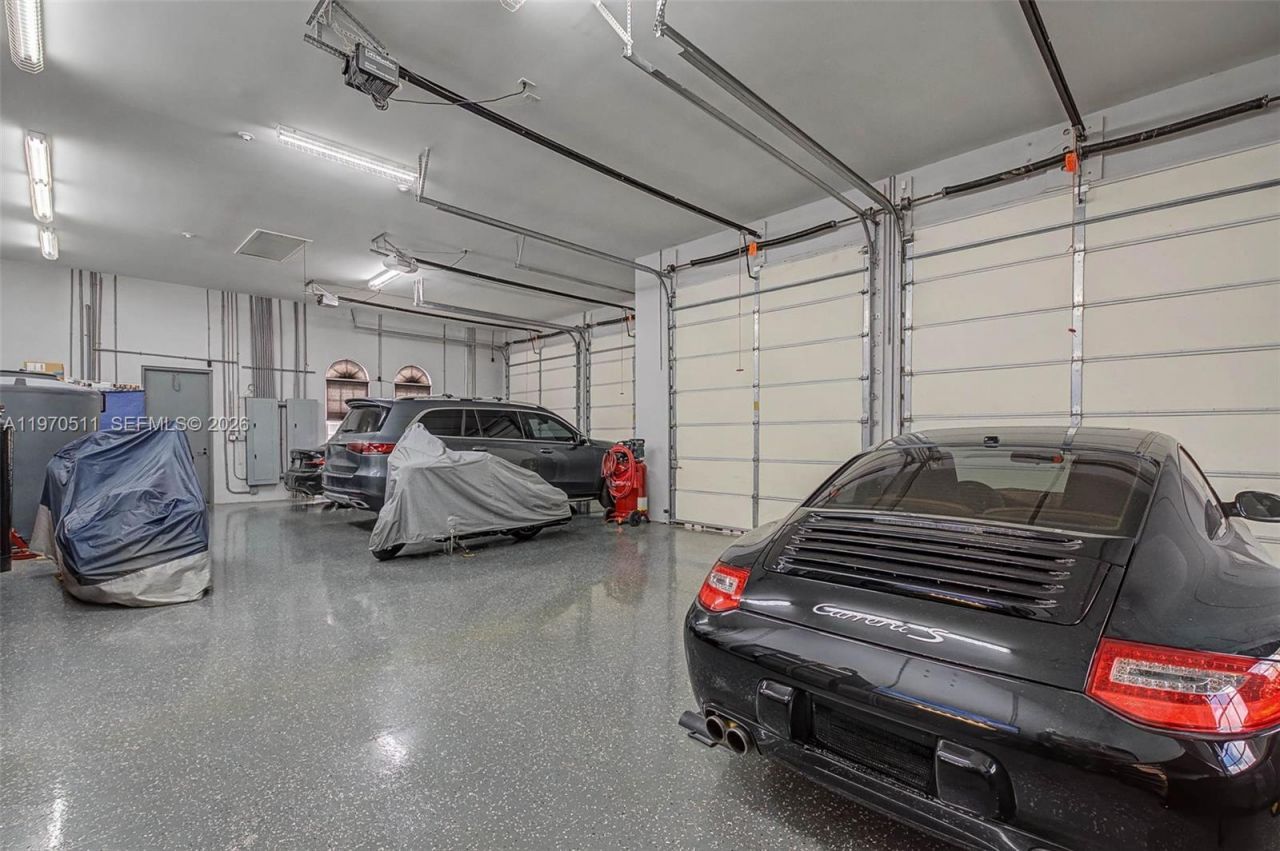 14901 SW 179 Av , Miami, FL 33196 Photo