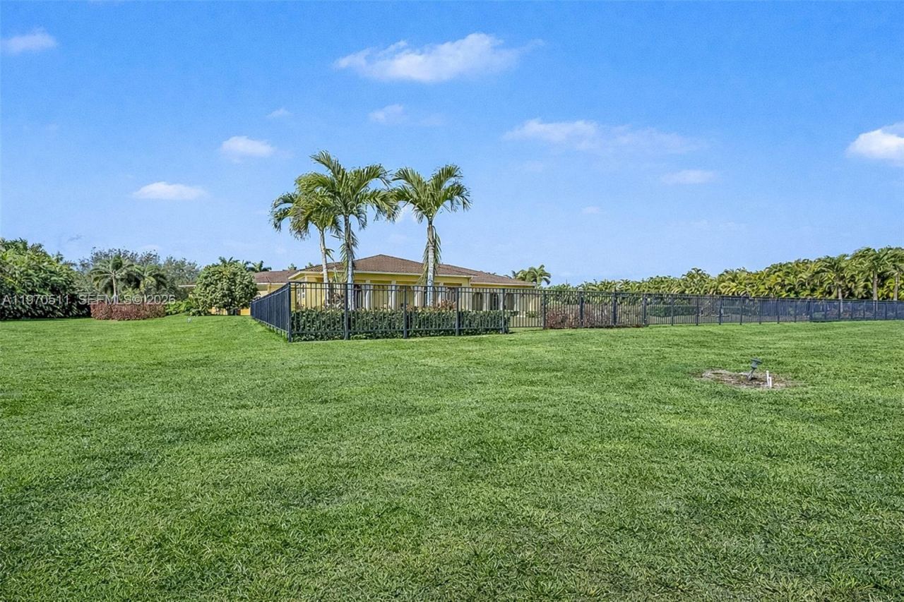 14901 SW 179 Av , Miami, FL 33196 Photo