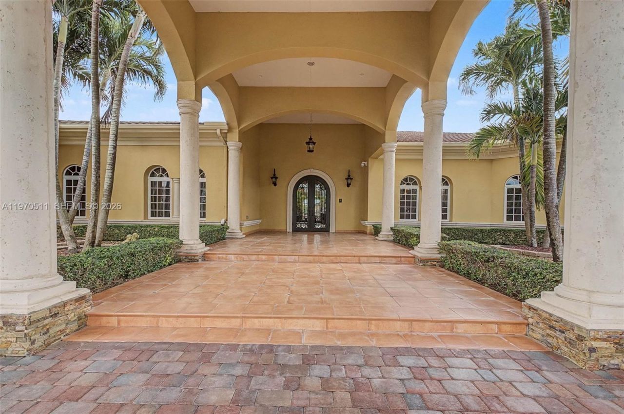 14901 SW 179 Av , Miami, FL 33196 Photo