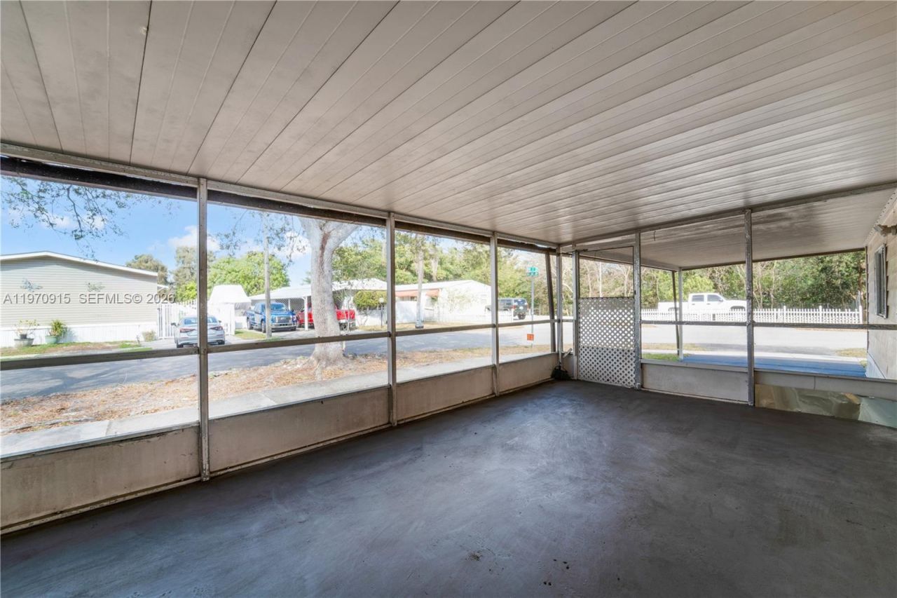 730 NW 214th Ave, Pembroke Pines, FL 33029 Photo