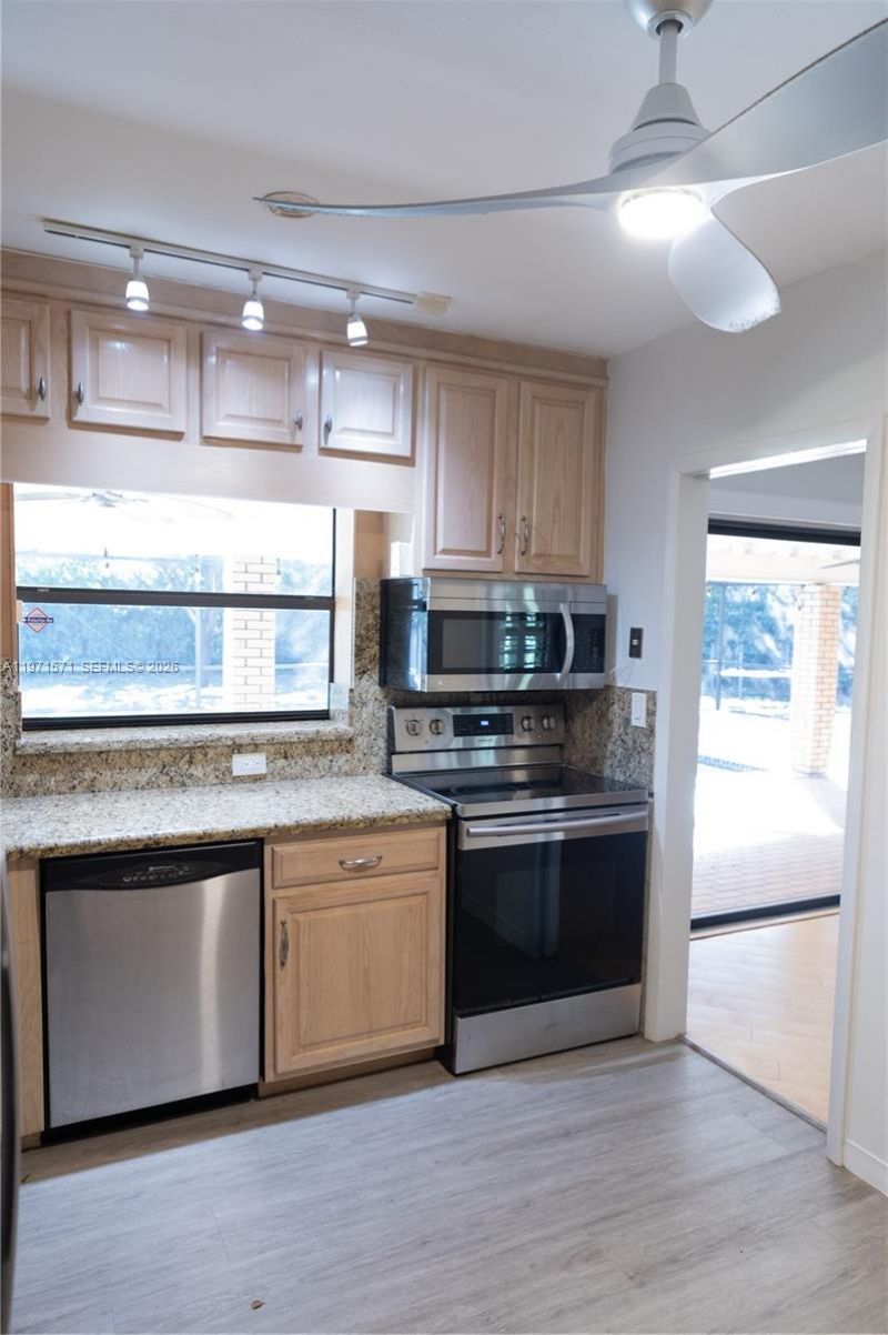 13125 SW 83rd Ave, Pinecrest, FL 33156 Photo