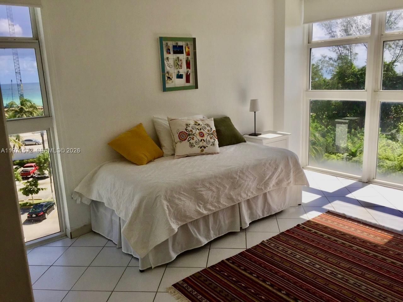 100 Bayview Dr , Unit 516, Sunny Isles Beach, FL 33160 Photo