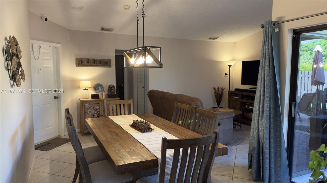 15205 SW 45th Ter , Unit 45E, Miami, FL 33185 Photo