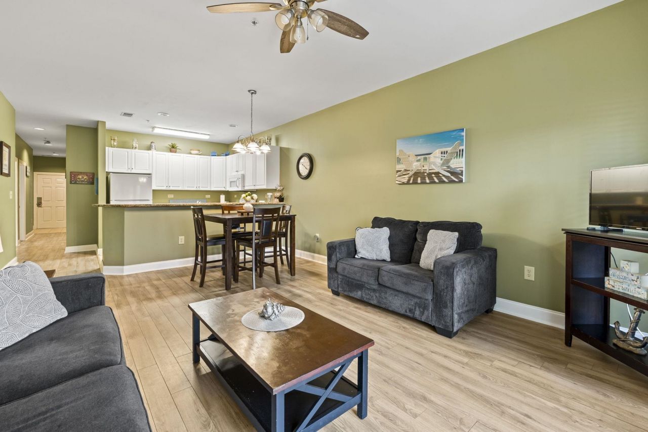 1009 World Tour Blvd.  Photo 19