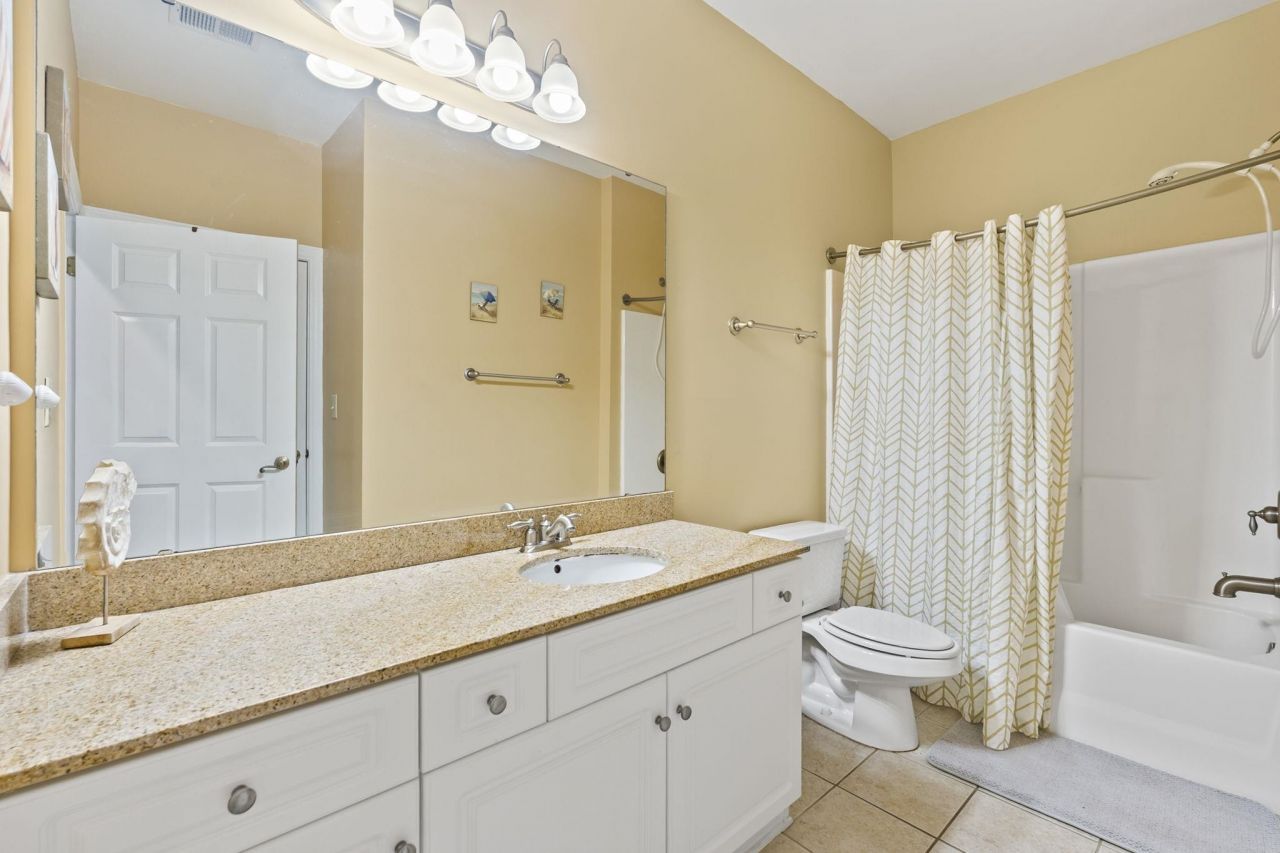 1009 World Tour Blvd.  Photo 6