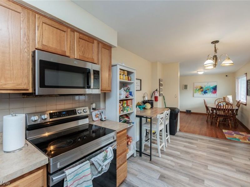 325 E 244th Street, Euclid, OH 44123 Photo 15