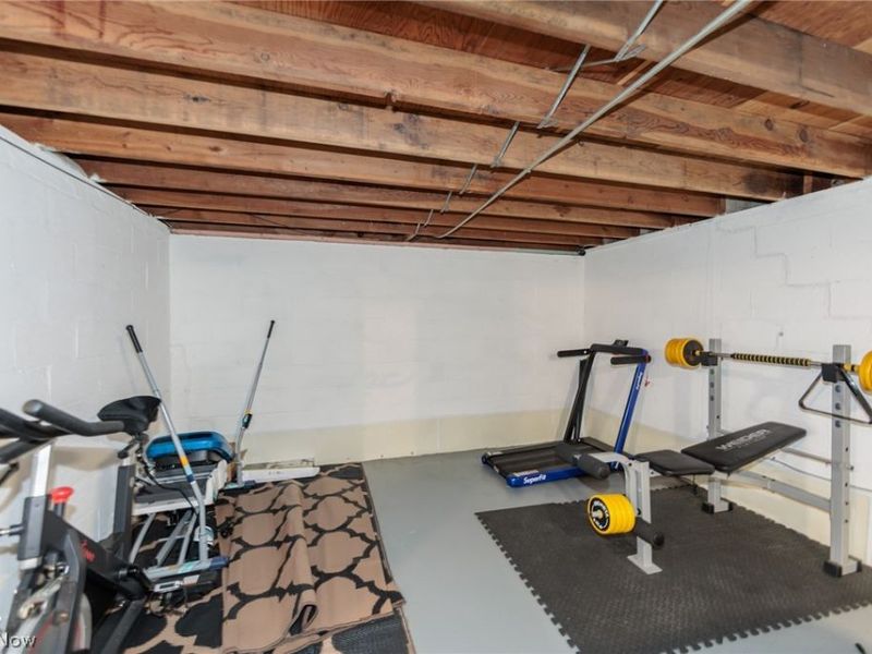 325 E 244th Street, Euclid, OH 44123 Photo 36