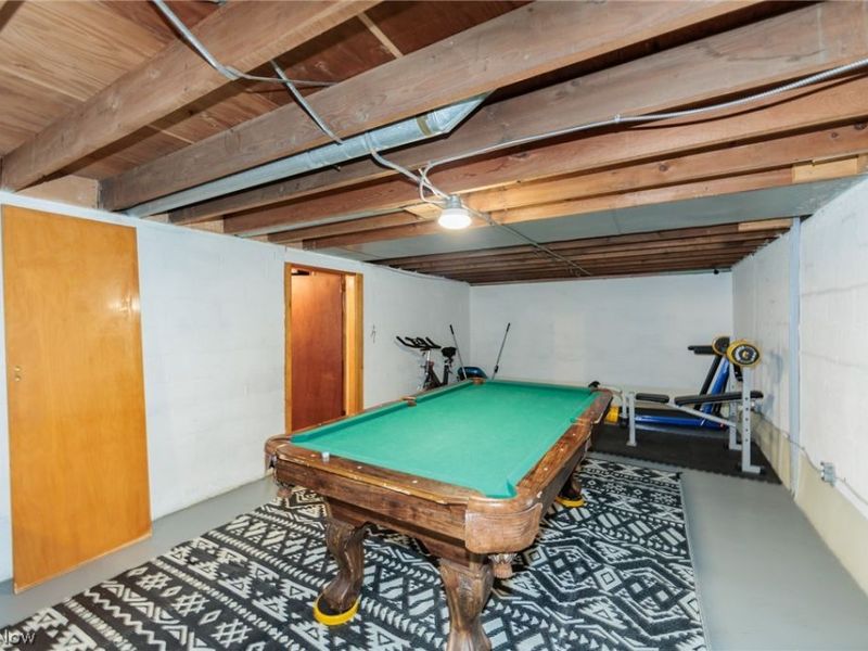 325 E 244th Street, Euclid, OH 44123 Photo 37