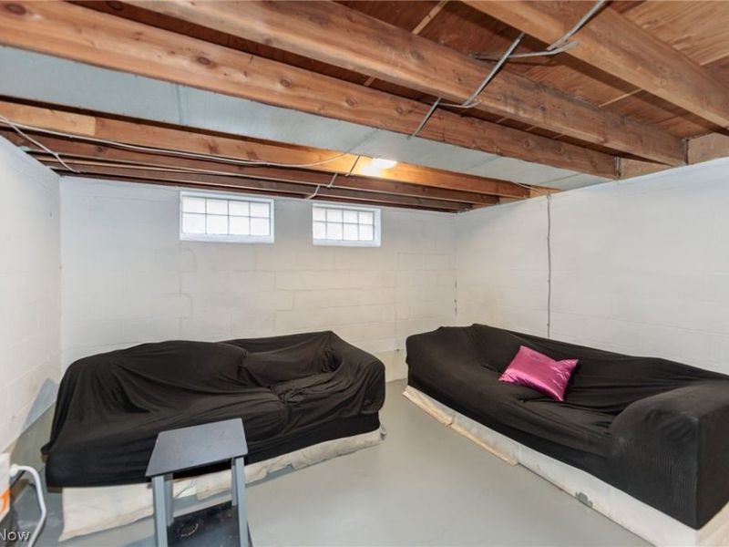 325 E 244th Street, Euclid, OH 44123 Photo 39