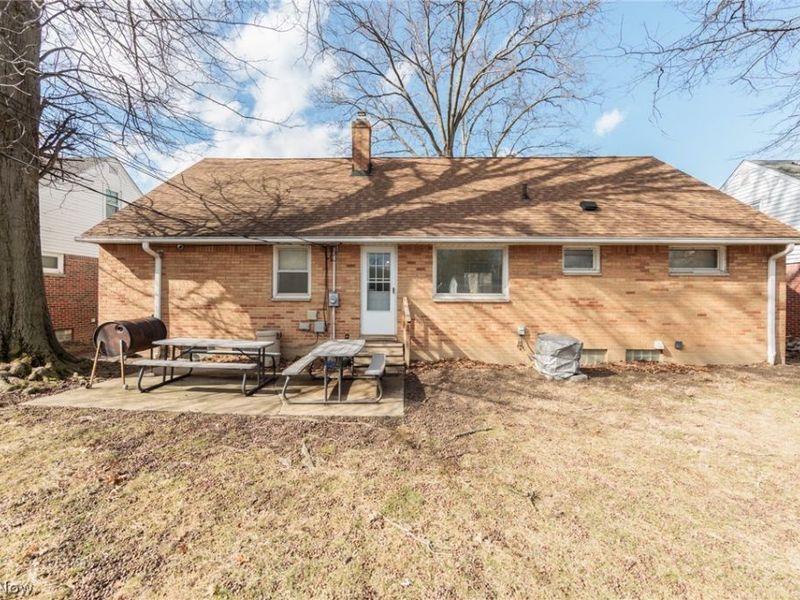 325 E 244th Street, Euclid, OH 44123 Photo 40