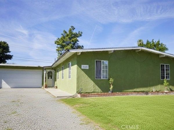 5825 N Orangecrest, Azusa, CA 91702