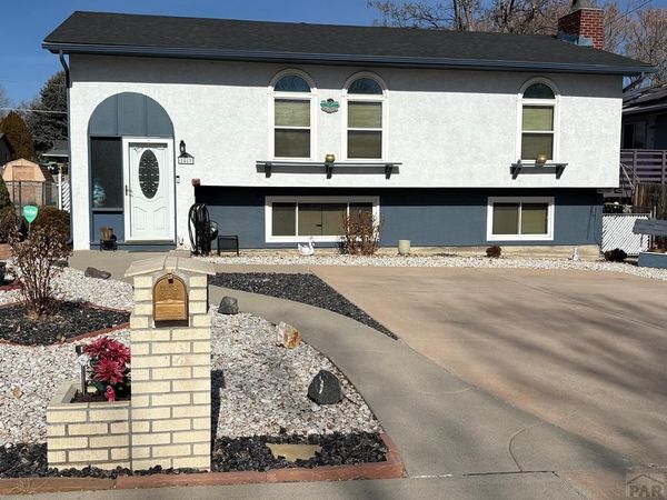 1817 E 18th St, Pueblo, CO 81001